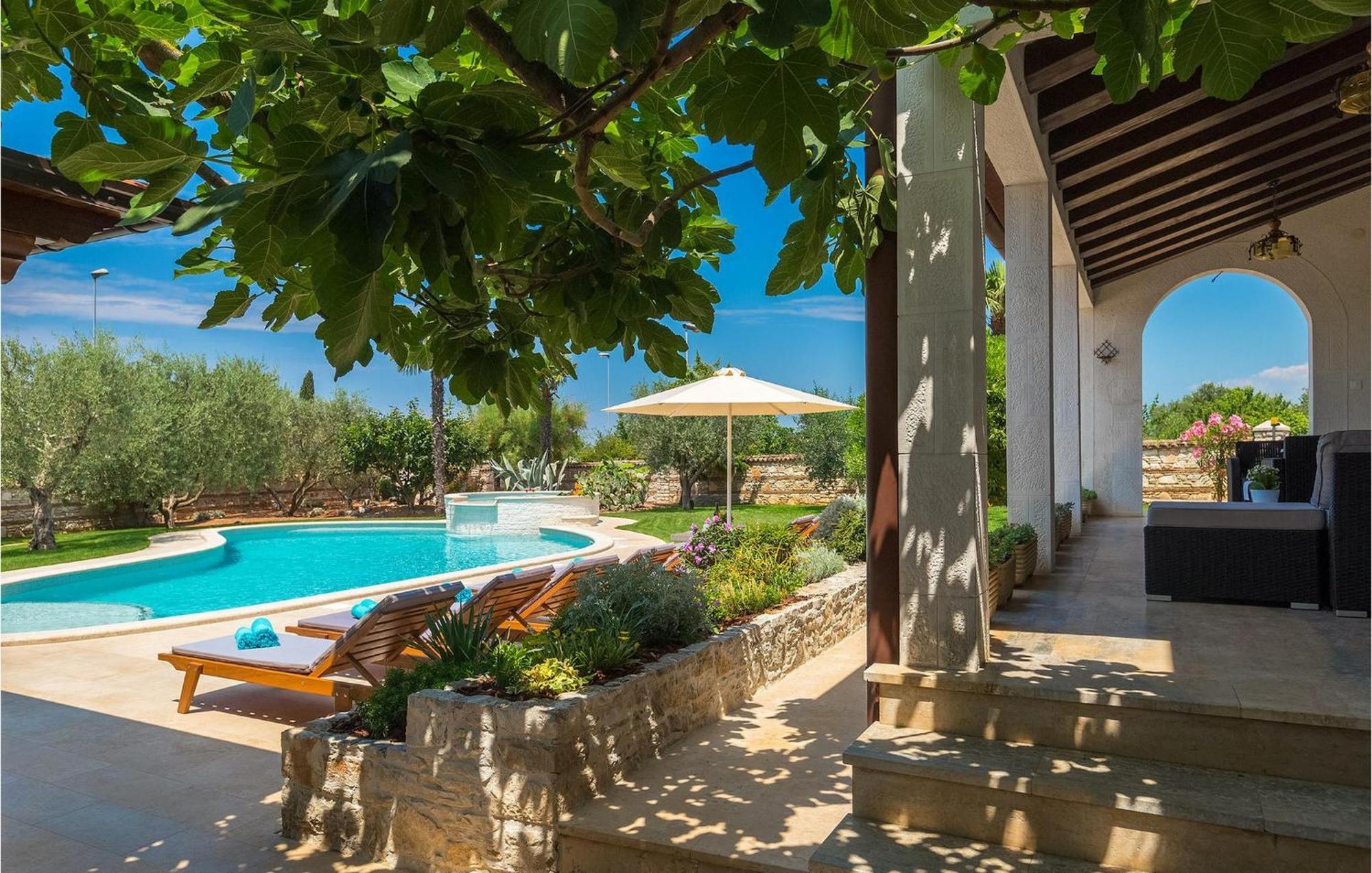 Villa David ポレッチ エクステリア 写真